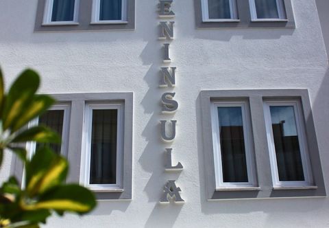 Khác Hotel Peninsula