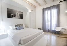 Others 6 Privee Santorini