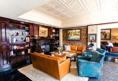 Others 3 The Grand Hotel