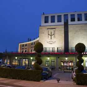 Primary image 1 Hotel Helmántico, Navacarros Apartments