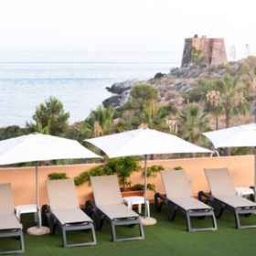 Primary image 1 Hotel Bahía Tropical, Polopos Hotels