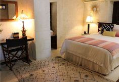 Others 7 Sweetfield Manor