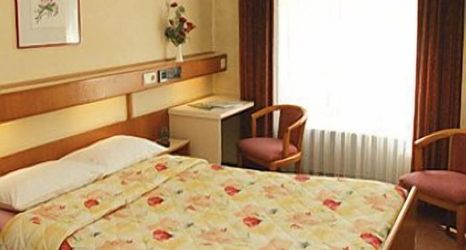 Lain-lain 2 Hôtel Zurich