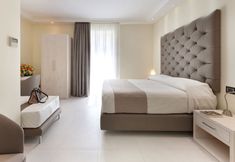 Khác 6 Palazzo Tritone & Abagnale