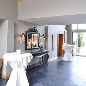 Reception 1 르 마누아 뒤 캐피타느, 라 튈프 호텔