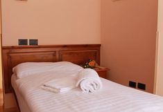 Others 2 Al Gallo Forcello 1530