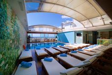 อื่นๆ Zagreb Hotel