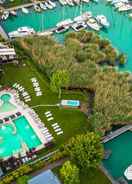 Imej utama Hotel Golden Lake Resort