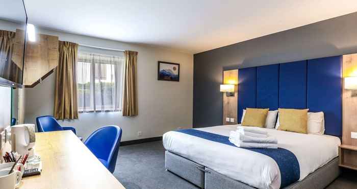 Others Days Inn by Wyndham Peterborough