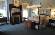 Others 6 Page House Bed and Breakfast