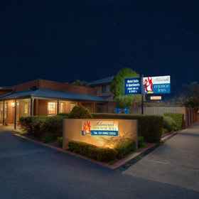 Primary image 1 Admiral Motor Inn, Hotel Tiny House Big View 2