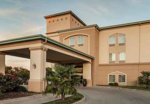 Others Quality Inn & Suites