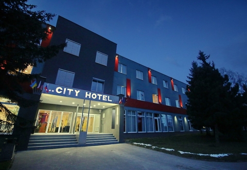 Others City Hotel