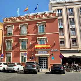 Primary image 1 ホテル ドニャ ブランカ, アルカラ・デル・リオ ホテル
