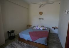 Others 3 Cici&#x27;s Pansion