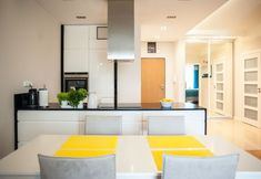 Others 7 Business Lux Apartment