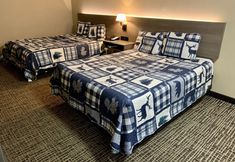 อื่นๆ 6 Riverchase Lodge