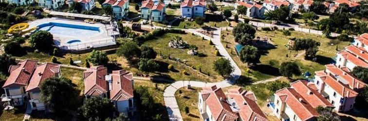 Others Akay Garden Family Club