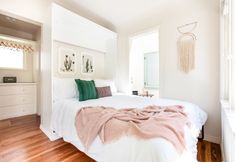 Others 2 Sonder The Bungalows