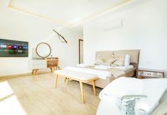 Others 4 Infinity Mountain