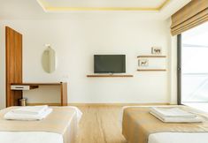 Others 7 Infinity Mountain