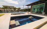 อื่นๆ 3 Luxury 5br Pool Villa and Sport Center