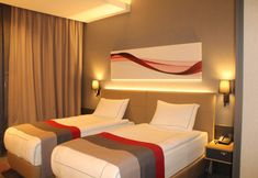 อื่นๆ 5 Ramada by Wyndham Tire