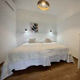 Primary image 1 Los Chozos del Geoparque, Hotel Berzocana