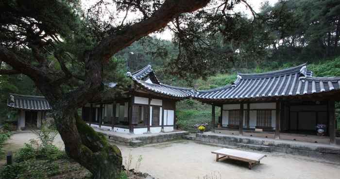 Khác Okyeon pavilion