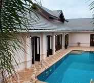 Lainnya 7 4 Bedroom Private Bali Style Villa HH1