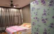 Lainnya 4 Cozy Suite near Airport & LRT Station