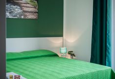 Others 4 Ajana Rooms