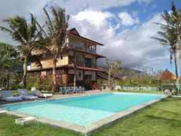 The Tree House Sumbawa - Hostel, Rp 650.650