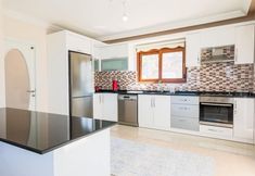 其他 5 Kas Bakacak Begonvil Apart