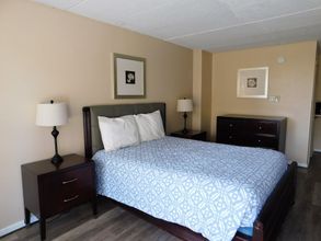 อื่นๆ 4 APM Inn & Suites