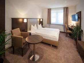 Lainnya 4 Hotel Engel