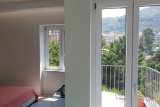 อื่นๆ Younique