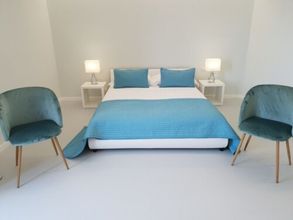 อื่นๆ 4 Younique