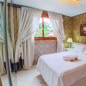 Room 1 Locar-in Gramado Apto de Luxo Centro, Khách sạn Sequoias Park