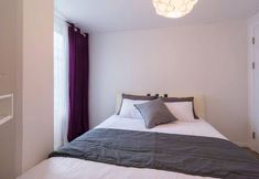 Others 5 Kim's Family House 3F