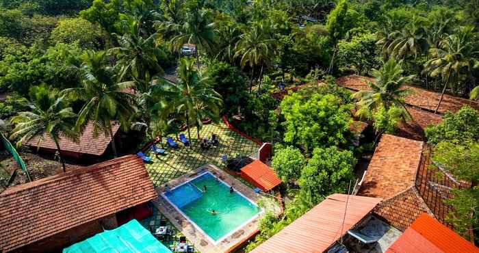 Lainnya Lotus Eco Beach Resort Murud