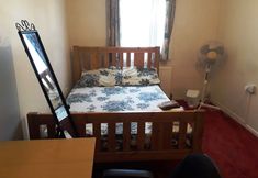 Others 6 House with a garden in Arnos Grove