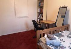 Others 7 House with a garden in Arnos Grove