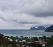 อื่นๆ 4 Blu Monkey Phi Phi Island