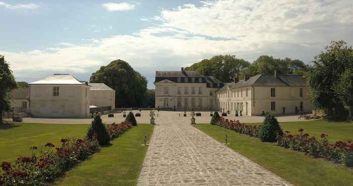 Others Château de Maudetour