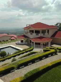 Akagera Resort and Country Club, Rp 942.493