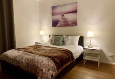 Khác 2 Family Home in Prime Location