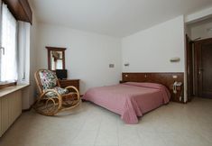 Lain-lain 3 Albergo De March