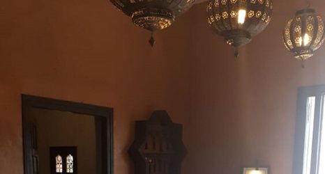 기타 2 Riad Bouchedor