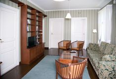 Others 5 Tehtaan Hotelli